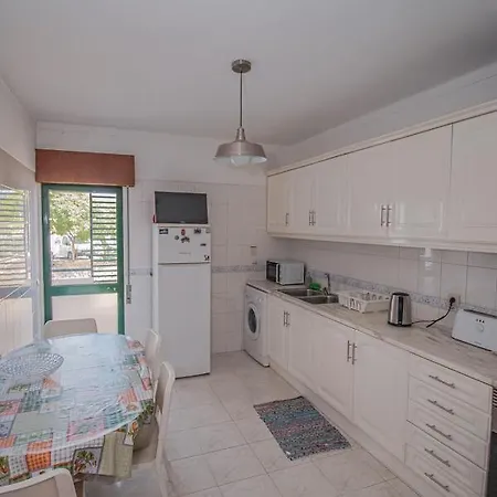 Charming Private In An A1 Penha - Faro